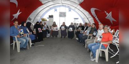 Diyarbakır'da evlat nöbeti: 'Kandil samimiyse fesih kararı alsın'