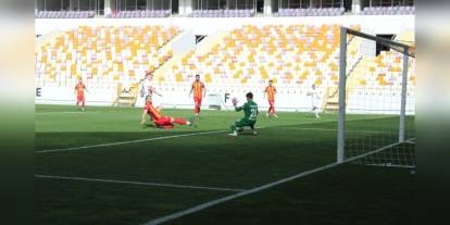 Gençlerbirliği, Yeni Malatyaspor'u 5-0 Yenerek Süper Lig'e Yükseldi