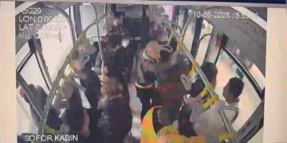 Beylikdüzü Metrobüs Kazası: Güvenlik Kamerası Görüntüleri Ortaya Çıktı