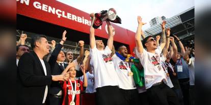 Gençlerbirliği, 4 Yıl Sonra Süper Lig'de: Eryaman Stadyumu'nda Şampiyonluk Kutlaması