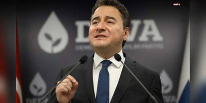 Babacan: Erdoğan, rezervleri kendi gemisini batırmak için kullandı