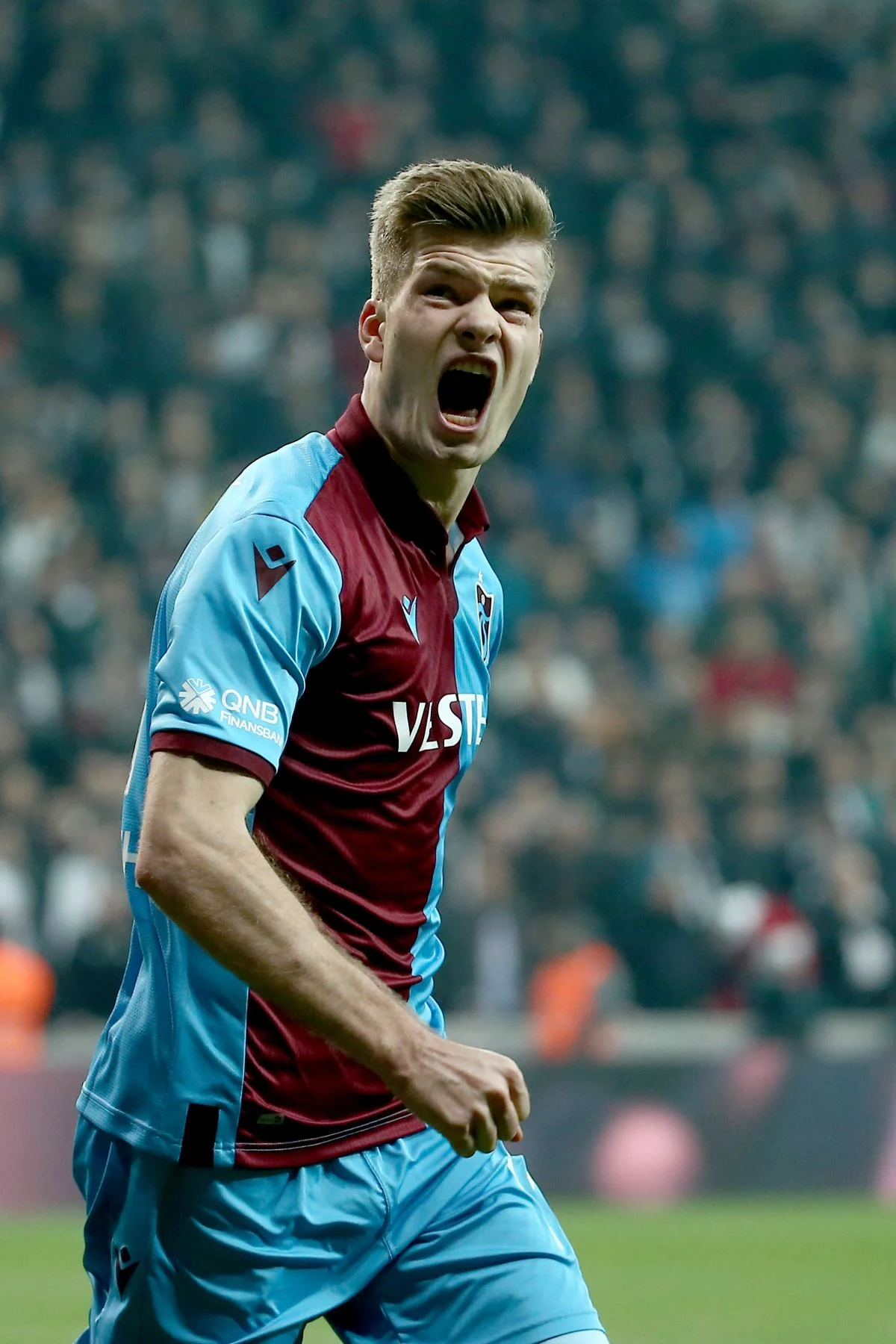 sörloth iç foto
