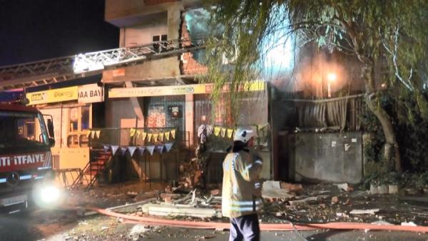 Avcılar'da ev sahibiyle tartışan kiracı evi yaktı (4)