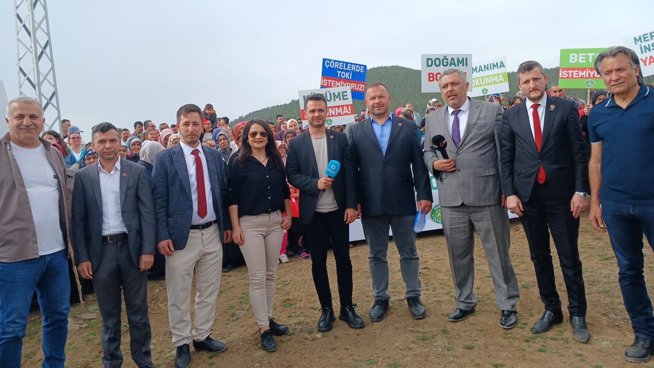 Çöreler Halkı Ayağa Kalktı (3)
