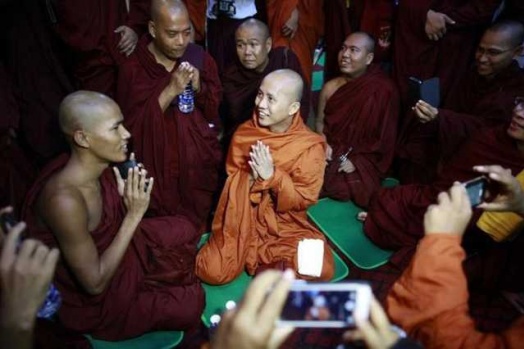 Myanmar'daki terörün yüzü: Arakan katili Budist rahip Aşin Wirathu!