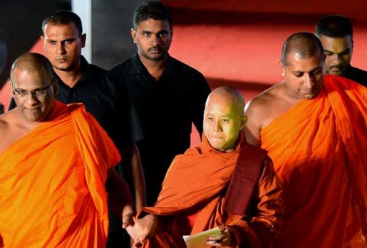 Myanmar'daki terörün yüzü: Arakan katili Budist rahip Aşin Wirathu!