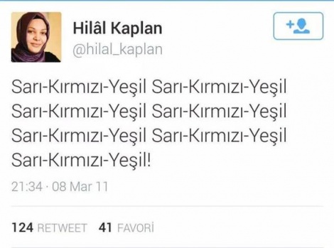 Hilal Kaplan'ın, ilk sildiği de "Sarı,kırmızı,yeşil" renklerle coştuğu bu tweet oldu.