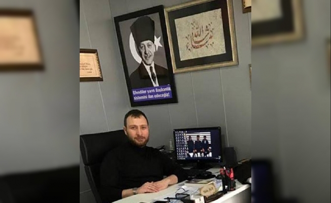 Ataturk Un Fotografi Uzerindeki Tuhaf Monte