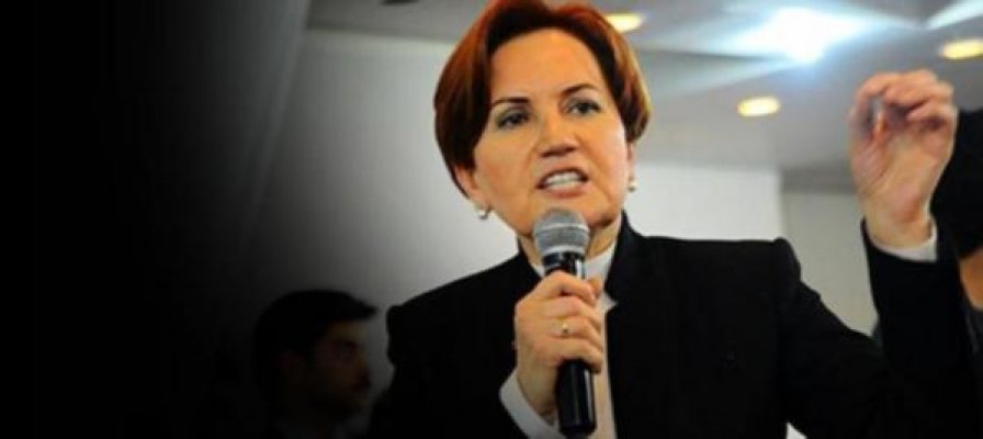 Akşener: YSK suç işlemiştir, Türkiye bu ayıbı sürdüremez Akşener: YSK suç işlemiştir, Türkiye bu ayıbı sürdüremez