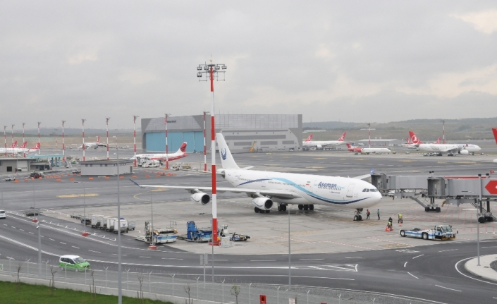 İstanbul’da uçuşlara olumsuz hava engeli