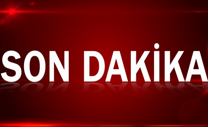 Kayaşehir’de bir sitenin istinat duvarı çöktü