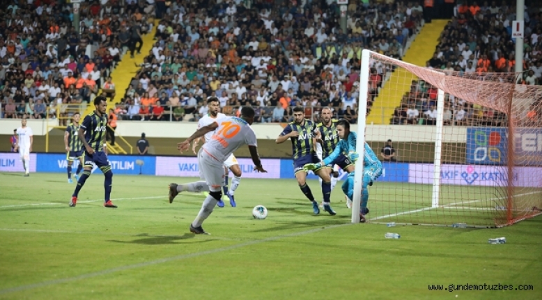 Super Lig Aytemiz Alanyaspor 3 Fenerbahce 1 Mac Sonucu
