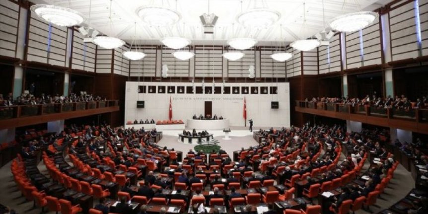 Meclis'te 'nöbetçi bakan' mesaisi başlıyor