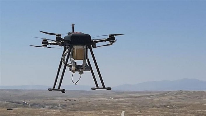 Türk mühendislerin buluşu sayesinde drone'lar seri ve isabetli atış yapabilecek!