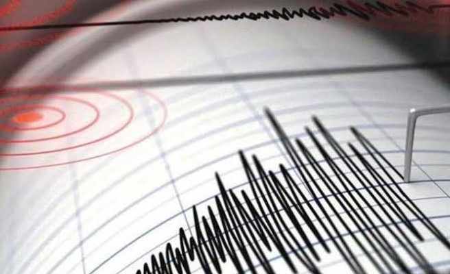 Marmaris'te 5,4 büyüklüğünde korkutan deprem