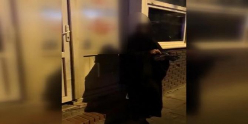 Tuzla Da Kedi Kesip Yiyen Cani Yakalandi Soyledikleri Tuyleri Diken Diken Etti