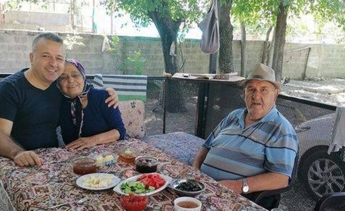 Koronavirüs resmen bir aileyi yok etti!