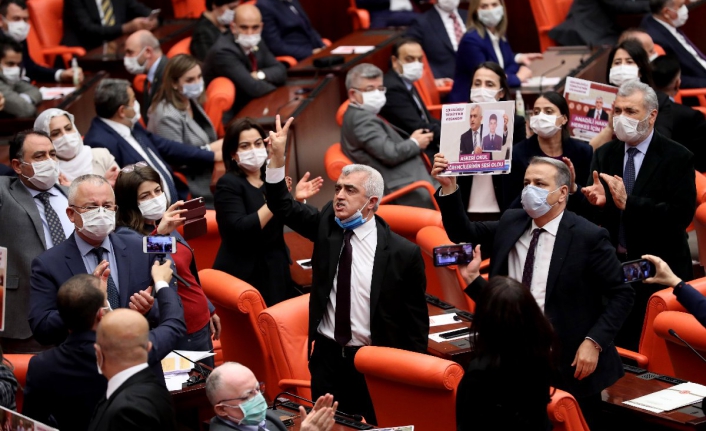 HDP'li Gergerlioğlu'nun milletvekilliği düştü, Meclis'i terk etmedi