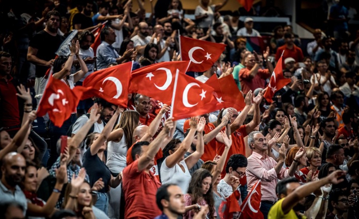 Türkiye - İtalya maçı için seyirci kararı