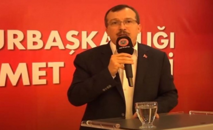 Ayda 25 bin lira kazanan AKP'li Aydemir bu kez vatandaşı "soğan ekmek" yemeye davet etti