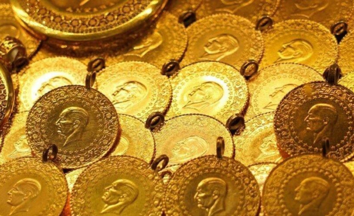 Altın fiyatları yeni yılda dalgalı