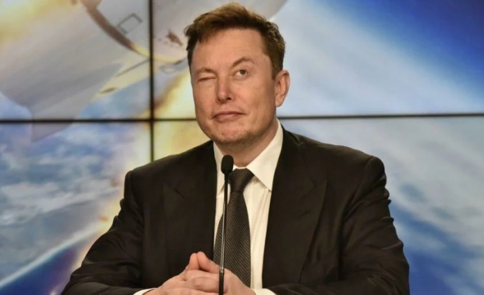 Elon Musk, California’daki yedi evini 128 milyon dolara sattı