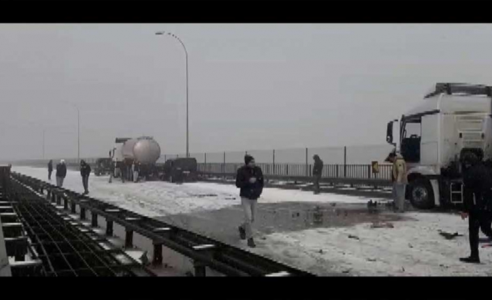 İstanbul’da kar kazası: TEM trafiğe kapatıldı
